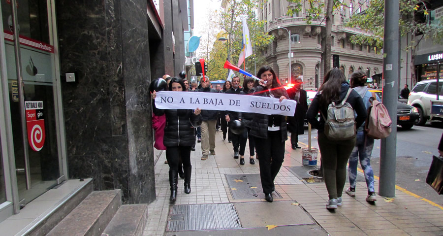 ¡Histórico! Funcionarios/as de Superintendencia de Bancos en PARO!! Tienen el rotundo apoyo de ANEF y FTH